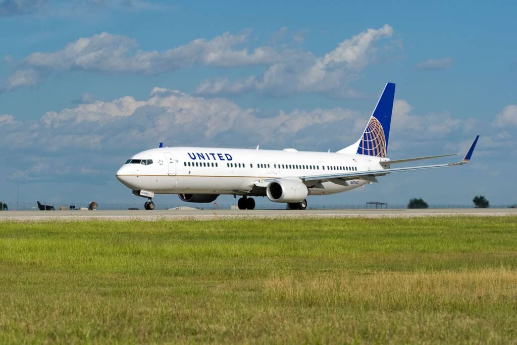 Illinois: A United Airlines Boeing 737 MAX 9 bound for Phoenix had to return to Chicago’s O’Hare International Airport on January 12th, after its landing gear struck a coyote during takeoff | Aviation Today