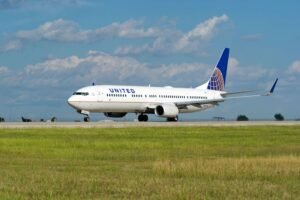 Illinois: A United Airlines Boeing 737 MAX 9 bound for Phoenix had to return to Chicago’s O’Hare International Airport on January 12th, after its landing gear struck a coyote during takeoff | Aviation Today