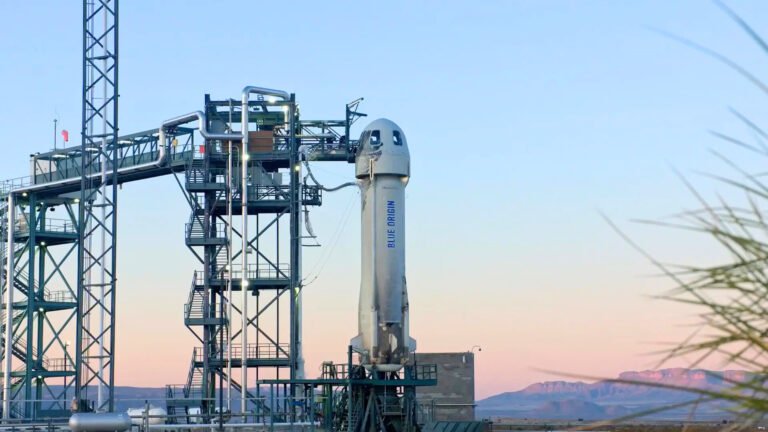 USA: Blue Origin has announced the crew for its upcoming NS-31 mission, the 11th human flight of the New Shepard program. Set to launch this spring, the mission will carry six accomplished women: Aisha Bowe, Amanda Nguyen, Gayle King, Katy Perry, Kerianne Flynn, and Lauren Sánchez.