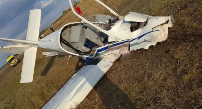 Astana, Kazakhstan: A light aircraft crashed in Kazakhstan’s Akmola region on Sunday, killing both people on board and prompting an official investigation into the cause of the accident. According to the Ministry of Transport, the incident occurred on August 17 near Tonkeris village in the Tselinograd district. The aircraft was identified as an Aerostar R40F light-engine plane with registration number UP-LA229, engaged in a general aviation flight. The ministry confirmed that the plane did not catch fire following the crash. Emergency services reported that the two occupants a male pilot and a female passenger, suffered injuries and were pronounced dead at the scene before medical teams arrived. This was confirmed in a statement released by the Ministry of Transport Authorities said a special commission has been formed “in accordance with the Rules for the Investigation of Aviation Accidents.” Officials from the Transport Ministry’s Accident Investigation Department were dispatched to the crash site to gather evidence and determine the cause. The Transport Police Department has also opened a pre-trial investigation into the circumstances surrounding the accident. While officials have not released specific details regarding the moments leading up to the crash, local reports suggest that the aircraft went down suddenly during what was described as a routine private flight. No fire occurred upon impact, and there were no injuries reported on the ground.