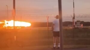 Warsaw, Poland: A tragic accident occurred on Thursday when a Polish Air Force F-16 fighter jet crashed during a rehearsal for the upcoming Radom AirSHOW in central Poland, claiming the life of a Polish Army pilot. Wladyslaw Kosiniak-Kamysz, Poland’s Deputy Prime Minister, confirmed the incident and described it as a “great loss for the Air Force.” Footage of the crash, which quickly went viral on social media, shows the fighter jet performing a barrel-roll aerobatic maneuver before suddenly plummeting to the ground. Upon impact, the aircraft exploded into a massive fireball and continued to slide across the runway for several meters, engulfed in flames. The aircraft involved belonged to the 31st Tactical Air Base near Poznań, according to the General Command of the Armed Forces, no bystanders were injured during the incident. The accident occurred around 17:30 GMT, prompting immediate emergency response at the site. In light of the tragedy, the organizers have officially cancelled the Radom Airshow 2025, which was scheduled to take place over the upcoming weekend. Wladyslaw Kosiniak-Kamysz took to X (formerly Twitter) from the scene of the crash to pay tribute to the fallen pilot. “In the F-16 plane crash, a Polish Army pilot killed an officer who always served his country with dedication and great courage. I pay tribute to his memory. To the family and loved ones, I offer my deepest condolences,” he wrote. The Deputy Prime Minister further emphasized the magnitude of the loss, stating, “This is a great loss for the Air Force and the entire Polish Army,” highlighting the impact of the incident on Poland’s military aviation community. Investigations into the cause of the crash are expected to be launched immediately, with authorities seeking to determine the exact circumstances that led to the catastrophic accident.