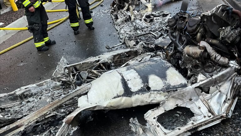 Colorado, United States: Two people tragically lost their lives early Friday morning when a small plane crashed just southeast of Centennial Airport in Colorado. The aircraft involved was a Beechcraft BE35, which went down around 6:20–6:25 a.m. in a business park near 8636 South Peoria Street, according to South Metro Fire Rescue (SMFR) and the Douglas County Sheriff’s Office. The first reports described an explosion, and by the time emergency responders arrived, the plane was engulfed in flames near a bank of diesel-powered generators that were also at risk of igniting. SMFR spokesperson Brian Willie confirmed firefighters were able to douse the fire before it spread to nearby buildings or equipment. Thankfully, no one on the ground was injured. The Douglas County Coroner’s Office will identify the victims once families have been notified. Air traffic control recordings captured by LiveATC.net shed light on the final moments before the crash. The pilot was cleared for takeoff and informed to line up on runway 17R for touch-and-goes. Soon after, another pilot in the area radioed, “Tower, there’s smoke off the left side looks like he went down.”Seconds later, someone added: “Appears he crashed in a parking lot about a mile southeast of the field.” ATC immediately alerted emergency crews. The FAA and NTSB have launched an investigation, with the NTSB taking the lead. Authorities are asking anyone who witnessed the event or who might have video footage from nearby businesses to email eyewitness@ntsb.gov. Operations at Centennial Airport were not disrupted, as the crash occurred off airport property. This marks the second fatal aviation accident in the Denver metropolitan area in under a week. Earlier, a midair collision near Fort Morgan killed one person and injured three others