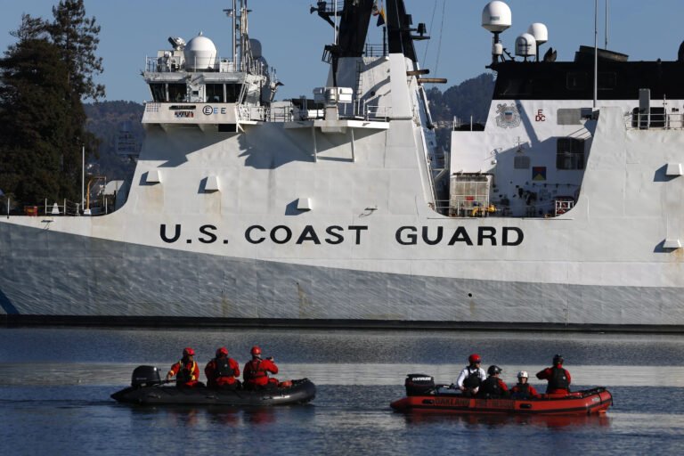 New Orleans, United States: The United States Coast Guard has officially suspended its search for two pilots missing after a small training aircraft crashed into Lake Pontchartrain earlier this week. Authorities ended active operations after nearly 45 hours of continuous air and water searches, covering more than 770 square miles, with no survivors found. Coast Guard officials said the decision was made after all reasonable search efforts were exhausted. The aircraft, a Cessna 172 operated by Apollo Flight Training of Gulfport, Mississippi, was conducting a training flight on Monday evening when it disappeared from radar about four miles from New Orleans Lakefront Airport. The flight was carrying a female instructor and a male student, working toward commercial aviation careers. According to company owner Michael Carastro, the instructor and student were both in their mid-20s. The instructor reportedly had accumulated around 1,300 flight hours roughly 200 hours shy of the threshold required to qualify for airline duty. The student had been pursuing his commercial and instrument rating. Carastro emphasised that the aircraft was regularly maintained and “up to regulation standards,” and said there was no distress call before contact was lost. He called the crash “an unbelievable tragedy,” noting that in his decades-long experience as a pilot and instructor, he had never before encountered anything like this. Search crews earlier recovered limited debris, including parts believed to be from the aircraft. No distress call was received before radar contact was lost. The National Transportation Safety Board (NTSB) and the Federal Aviation Administration (FAA) will investigate the crash once additional wreckage is located. The flight school has stated that the aircraft was properly maintained and had no known mechanical issues prior to departure.