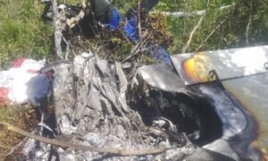 Masvingo, Zimbabwe: A pilot was killed and his wife seriously injured after a small aircraft crashed in a remote mountainous area of Masvingo Province, authorities and local media reported on Sunday. The aircraft went down near Nyoka Village, located between Zaka District and Bikita District, approximately 85 kilometres southeast of the provincial capital, Masvingo. According to reports, the light aircraft was carrying two occupants, the pilot and his wife when it crashed on Sunday morning. The aircraft burst into flames after striking the ground, leaving the pilot trapped inside the wreckage. Witnesses said the pilot suffered severe burns and died before rescuers could pull him from the wreckage. His wife survived the crash but sustained serious injuries, including broken legs. She was taken to hospital for treatment, though authorities have not yet released details about her condition. Videos and images from the scene showed the wreckage scattered among trees and tall grass, with parts of the fuselage still burning shortly after the crash. Residents in the area reportedly rushed to assist before emergency services arrived. Investigators from the Civil Aviation Authority of Zimbabwe have been dispatched to examine the crash site and determine the cause of the accident. Authorities are expected to release further details once the investigation progresses. Some witnesses suggested the couple on board may have been foreign nationals, possibly Australians, although officials have not confirmed their identities. Authorities have urged the public to allow investigators to complete their work before drawing conclusions about the cause of the accident.