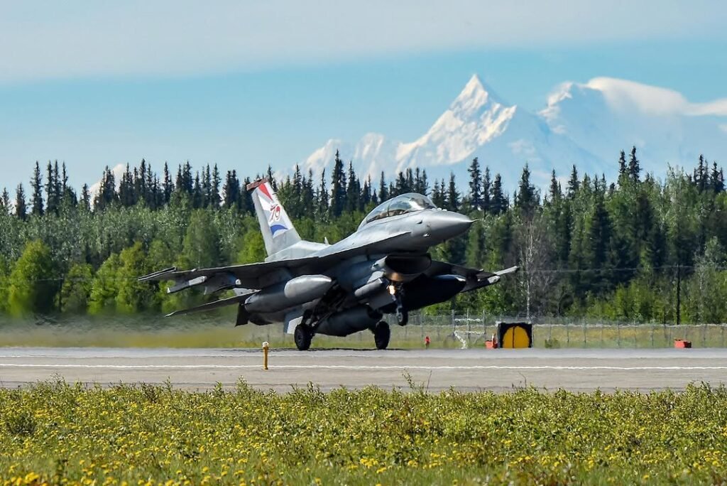 In-Flight Photo Attempt Blamed For South Korean F-15K Jet Collision, Audit Reveals