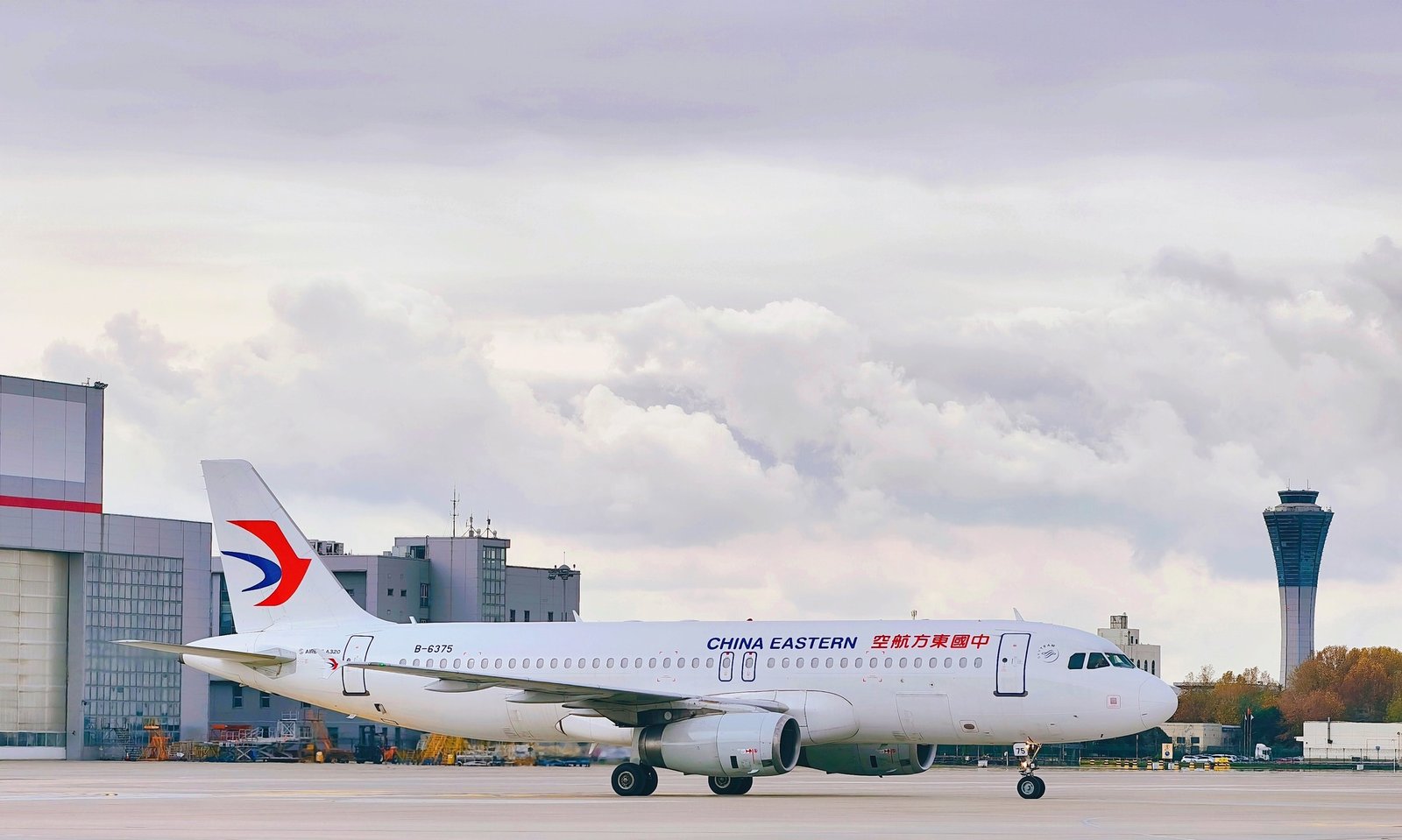 China Eastern Airlines Signs $15.8 Bn Airbus Deal For 101 A320neo Aircraft By 2032