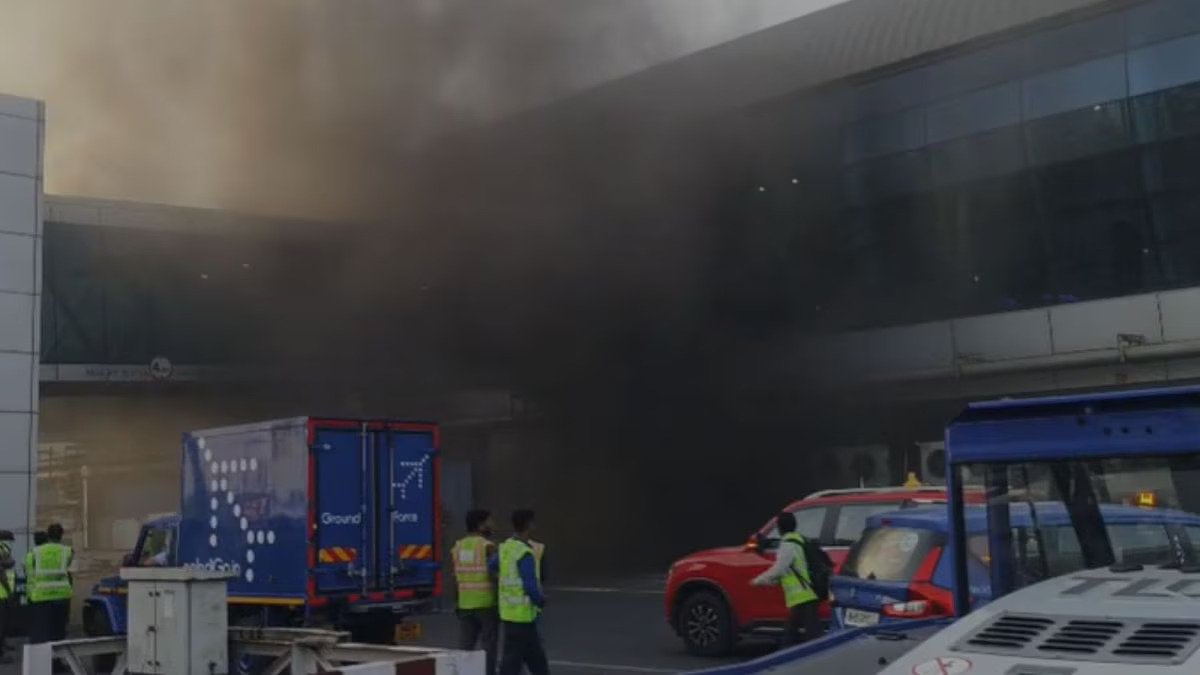 Fire Breaks Out At Mumbai Airport Triggering Smoke Chaos; Operations Unaffected