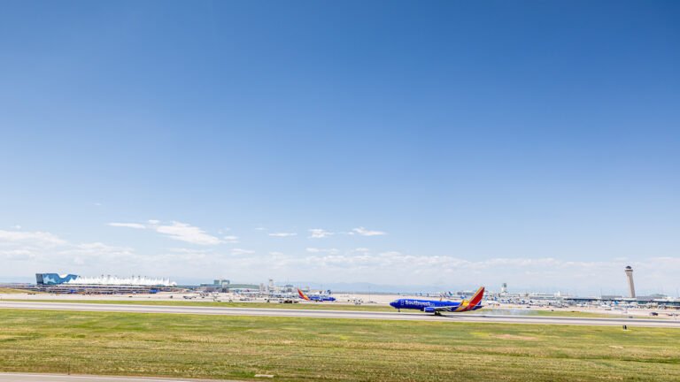 Las Vegas, United States: A Southwest Airlines Boeing 737 operating a domestic flight from Las Vegas to Reno was forced to return shortly after takeoff after the captain was injured when a cockpit Heads-Up Display (HUD) unit detached and struck him on the head, leading to temporary incapacitation. The incident occurred on Southwest Airlines Flight WN568, which departed from Harry Reid International Airport, Las Vegas, at approximately 2:20 pm local time on 8th April, 2026. According to multiple reports, the aircraft had just begun its departure when the HUD assembly on the captain’s side detached unexpectedly. The unit, normally fixed above eye level to project flight data such as altitude and speed, reportedly fell forward during the takeoff roll and struck the captain with significant force. The impact left the captain dazed and disoriented, with reports indicating a possible mild concussion. The First Officer immediately assumed command of the aircraft and coordinated with air traffic control. Initially, the crew requested medical priority rather than formally declaring an emergency, though ATC later classified the situation as an emergency for handling purposes. The aircraft climbed briefly to around 7,000 feet before turning back to Las Vegas. ATC communications show the First Officer reporting, “Just a little bit of a captain incapacitation here. The HUD came down and hit him on the head on the takeoff roll.” The crew requested extended vectors to allow coordination with dispatch and assistance for the injured pilot. The aircraft was guided back to Runway 26L at Harry Reid International Airport, where it landed safely without further incident. Emergency medical services were standing by upon arrival. The captain was assisted off the aircraft in a wheelchair and received immediate medical evaluation for a head injury. After the incident, Southwest Airlines arranged a replacement crew, and the aircraft was cleared for departure again after a delay of approximately 90 minutes, eventually continuing the scheduled flight to Reno.