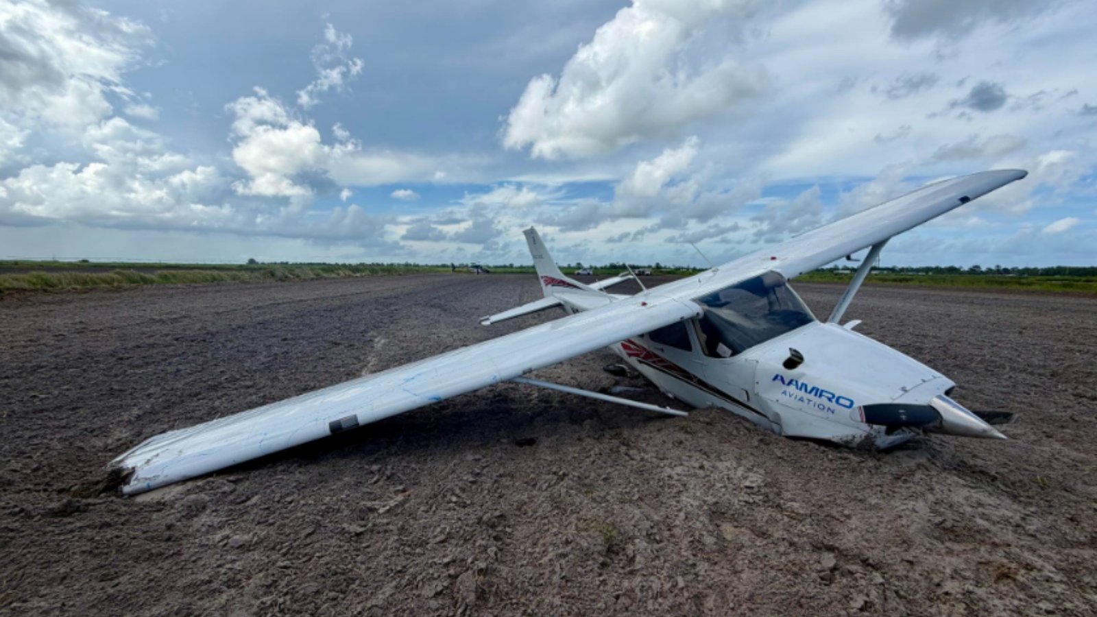 Flight Instructor & Student Escape Unhurt After Forced Landing Crash Incident