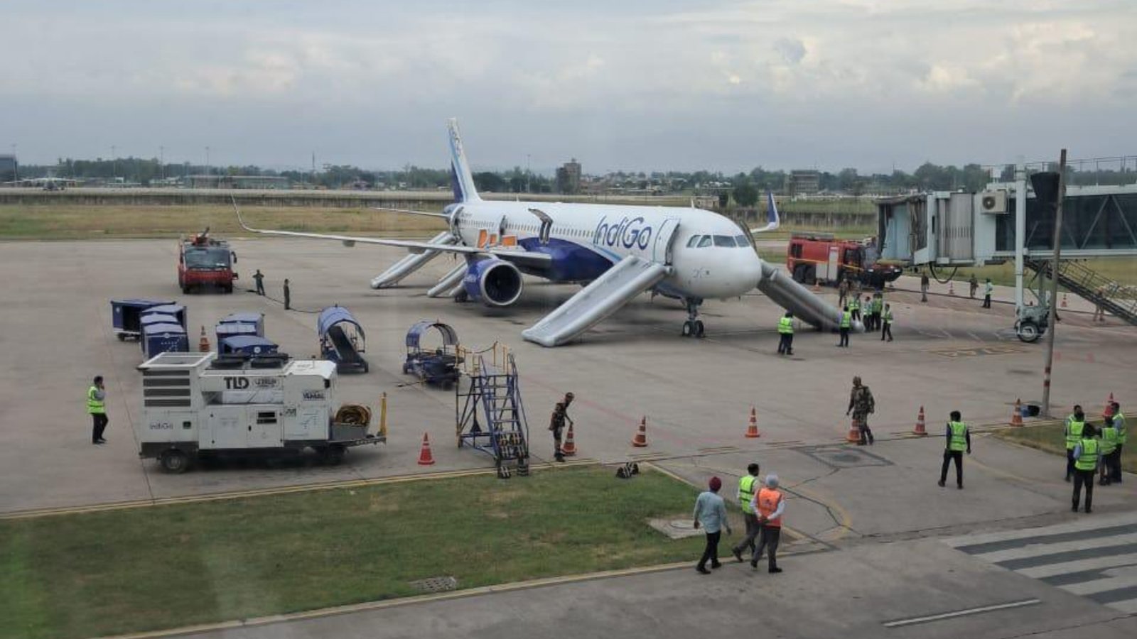 Power Bank Fire On IndiGo Flight In Chandigarh Triggers Emergency Evacuation; 6 Injured