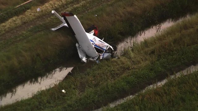 Sonoma, United States: A small single-engine aircraft crashed while attempting to land at Sonoma Valley Airport in Northern California on Wednesday afternoon, injuring all three people onboard and triggering a multi-agency emergency response. The accident occurred at approximately 4:19 p.m. local time on May 27, 2026, at Sonoma Valley Airport, also known as Schellville Airport, located along Arnold Drive in Sonoma County, California. According to the Sonoma County Sheriff’s Office, deputies responded alongside crews from the Schell-Vista Fire Protection District and Sonoma Valley Fire District after reports of an aircraft accident during landing. First responders located the damaged aircraft resting near a levee adjacent to the runway within airport property. Authorities confirmed the aircraft involved was a single-engine airplane that had departed from Auburn Municipal Airport before attempting to land in Sonoma. Three occupants identified as the pilot and two passengers were onboard at the time of the crash. Initial reports from emergency agencies stated that all three occupants sustained injuries. Two individuals were transported to hospitals for treatment, while one occupant declined medical transport. Later updates from California Highway Patrol officials indicated one person suffered major injuries and two others sustained minor injuries. The aircraft involved was a Murphy SR2500 Super Rebel, registration N135DS, manufactured in 2001 and operated by JM Environmental Inc. According to local fire officials, one injured occupant was airlifted to Santa Rosa Memorial Hospital, while another was transported by ground ambulance to Queen of the Valley Hospital in Napa. Images from the crash scene showed the aircraft overturned with substantial damage inside a watery ditch next to the runway area. Emergency responders secured the scene while investigators began preliminary assessments. Officials stated the aircraft came to rest in a field across a levee but remained confined within airport grounds. No post-crash fire was reported. The Federal Aviation Administration (FAA) and the National Transportation Safety Board (NTSB) have launched an investigation into the accident. Investigators are expected to examine the wreckage, flight path, aircraft maintenance records, pilot information, and weather conditions as part of the inquiry.