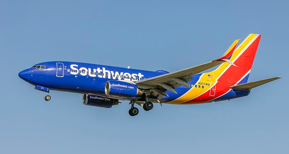 Austin, United States: A Southwest Airlines Boeing 737-700 operating a scheduled flight from Austin, Texas, to Phoenix, Arizona, returned to its departure airport shortly after takeoff after the flight crew reported a problem with one of the aircraft's engines. The incident occurred on June 4, 2026, involving Southwest Flight WN375. According to available flight information, the 21-year-old Boeing 737 departed Austin-Bergstrom International Airport at approximately 11:53 a.m. local time and initially climbed to about 13,000 feet while en route to Phoenix. During the climb, the pilots reported issues with the aircraft's right-hand engine and requested a return to Austin. The crew did not immediately land because weather conditions in the Austin area required the aircraft to remain airborne while awaiting a suitable opportunity to return. The aircraft descended to a lower altitude and remained in the vicinity of the airport before being cleared for approach. The Boeing 737 landed safely back at Austin approximately 40 minutes after departure. Following the landing, emergency personnel conducted an inspection of the aircraft on the runway as a precautionary measure. No fire was detected and no injuries were reported among passengers or crew. After receiving clearance from airport emergency responders, the aircraft taxied back to the terminal under its own power, where passengers disembarked normally. A subsequent inspection identified damage to the right engine. The U.S. The Federal Aviation Administration (FAA) later confirmed that investigators found "metal debris and damage to the right engine." Authorities have not disclosed the source of the debris, and the cause of the engine malfunction remains under investigation. Reports indicate that the flight crew did not receive an engine fire warning during the event, suggesting the problem may have been detected through abnormal engine indications, vibrations, performance parameters, or physical evidence rather than an onboard fire alert. The aircraft involved was a Boeing 737-700, one of the older variants in Southwest Airlines' fleet. The jet is reported to be approximately 21 years old. The FAA has opened an investigation into the occurrence. As of the latest available information, the aircraft remained out of service pending further inspection and maintenance actions. No injuries were reported