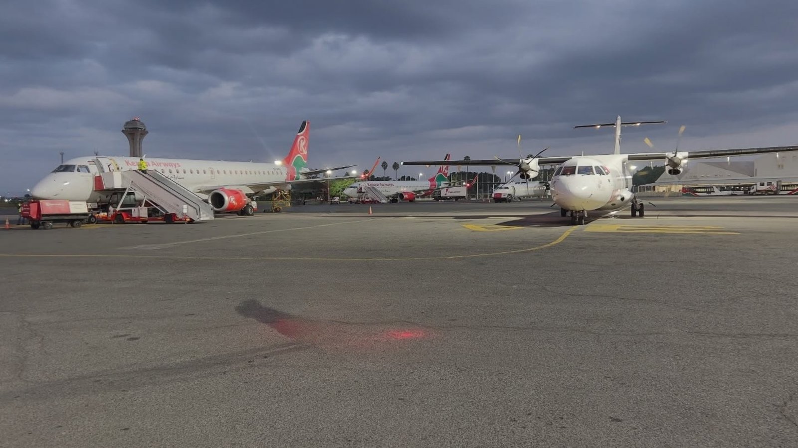 Kenya Aviation Workers Resume Strike, Causing Delays And Cancellations At Nairobi’s JKIA
