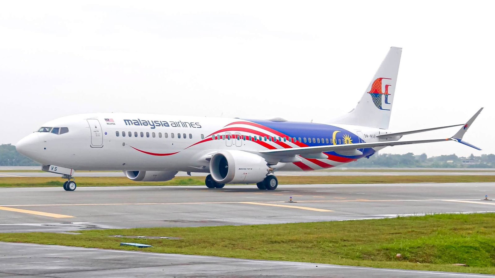 Malaysia Airlines Pilot Faces Criminal Investigation After Alleged 70,000-Pill Drug Haul
