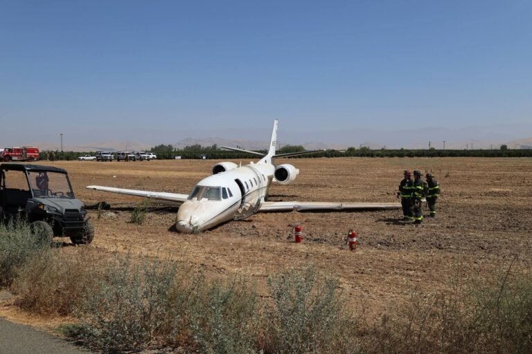 Cessna 560XL Carrying Medical Team Runs Off Runway At Porterville Airport, All Six Safe
