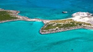 Four Miami Family Members Killed After Piper PA-34 Crashes In The Bahamas