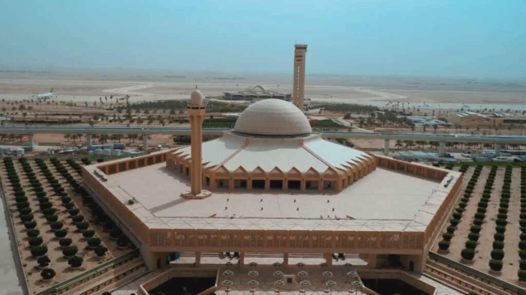 Saudi Arabia Probes Air Defence Lapse After Riyadh Airport Attacks Kill 13, Injure 300